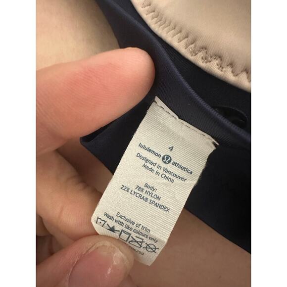 LULULEMON Women's Blue Cream Surf to Sand Booster Bikini Swim Top Size 4 - Picture 6 of 7